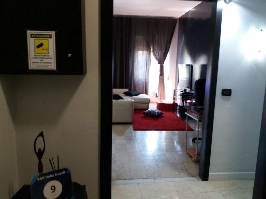 B&B Italia Napoli Bagian luar foto